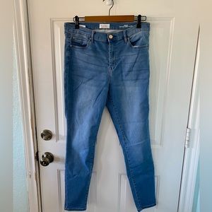 Nicole Miller, super soft, high-rise, slim leg, jeans, women size 12